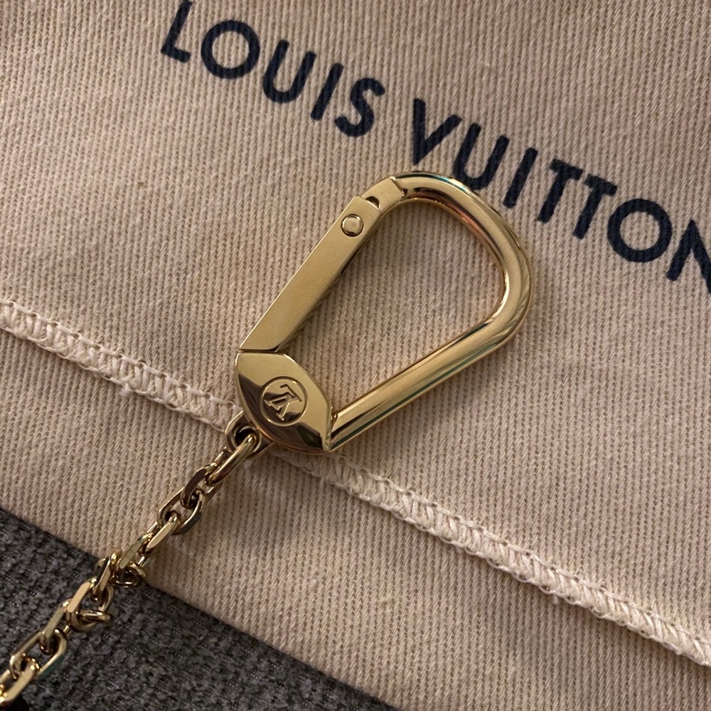 SOLD✨ Louis Vuitton Key Pouch - Picture 4 of 4